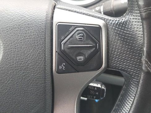 Used 2014 Toyota Tacoma 4x4 Double Cab image 30
