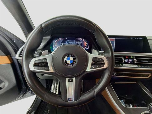 Used 2022 BMW X5 sDrive40i w/ M Sport Package RWD image 12
