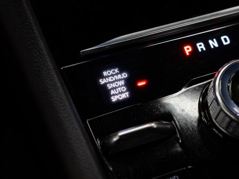 Used 2022 Jeep Grand Cherokee Trailhawk w/ Advanced Protech Group II AWD/4WD image 22