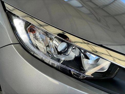 Used 2016 Honda Civic EX image 29