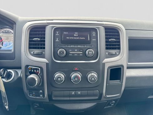 Used 2015 RAM 1500 Express AWD/4WD image 32
