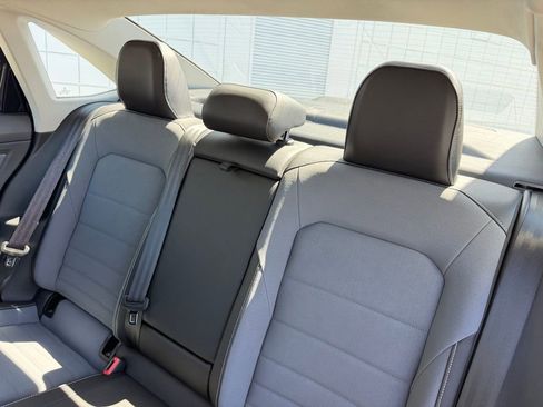 New 2026 Volkswagen Jetta SE FWD image 18