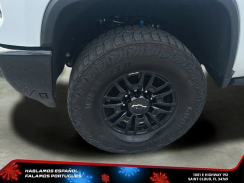 Certified 2024 Chevrolet Silverado 2500 ZR2 w/ Technology Package AWD/4WD image 42