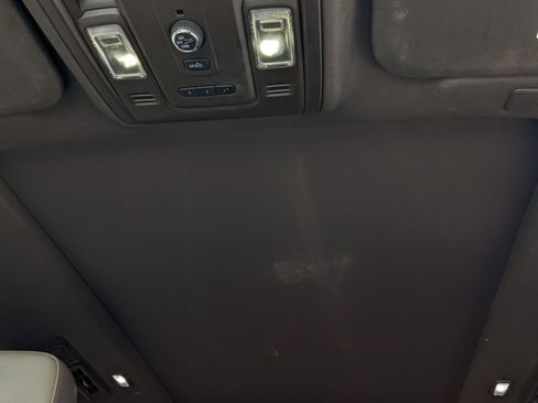 Used 2021 Chevrolet Tahoe LT image 12