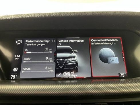 Used 2025 Alfa Romeo Stelvio Sprint w/ Convenience Package image 29