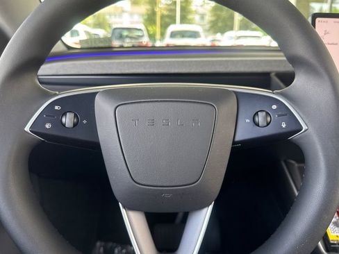 Used 2026 Tesla Model Y Long Range image 22
