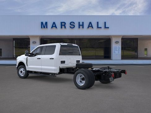 New 2026 Ford F350 XL w/ XL Chrome Package image 4