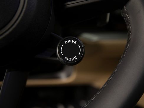 New 2026 Porsche Cayenne image 22