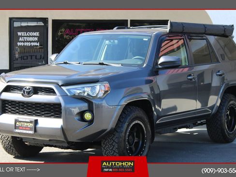 Used 2019 Toyota 4Runner SR5 w/ Wilderness Package RWD image 1