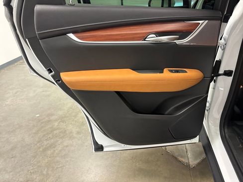 New 2025 Cadillac XT5 Premium Luxury w/ LPO, Floor Liner Package image 36