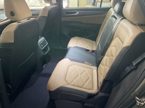 New 2026 Volkswagen Atlas Cross Sport SE AWD/4WD image 14