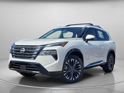 New 2026 Nissan Rogue Platinum image 2