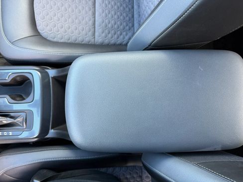 Used 2015 Chevrolet Colorado Z71 AWD/4WD image 27