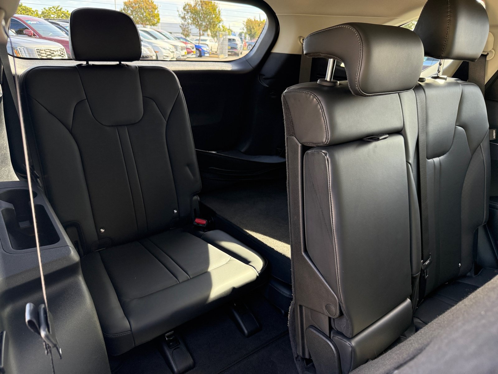 Used 2025 Kia Sorento S FWD image 21