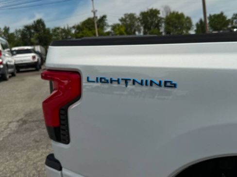 Used 2023 Ford F150 Lightning XLT AWD/4WD image 20
