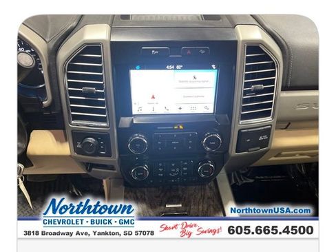 Used 2017 Ford F250 Lariat w/ Lariat Value Package image 19