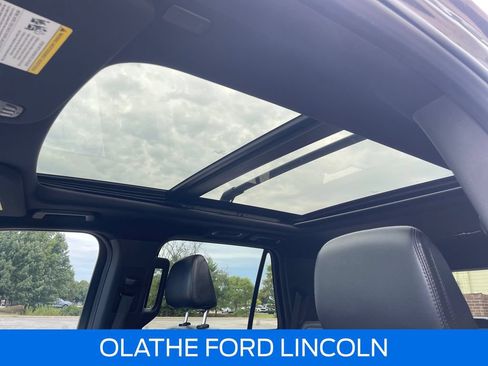 Certified 2021 Ford Expedition Limited AWD/4WD image 18