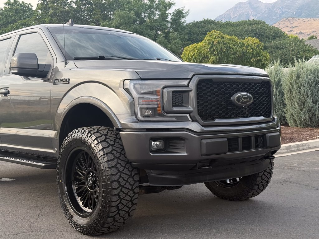 Used 2020 Ford F150 Lariat w/ Equipment Group 502A Luxury AWD/4WD image 17