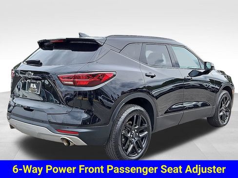 Certified 2023 Chevrolet Blazer LT w/ LPO, Black Grille Bar Package image 7