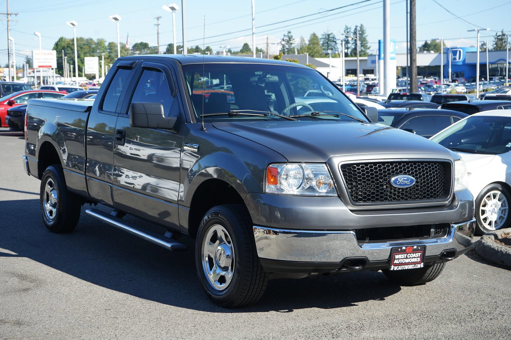 Used 2005 Ford F150 XLT AWD/4WD image 8