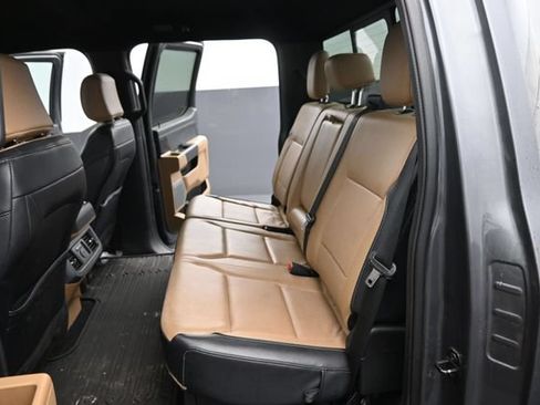 Used 2023 Ford F250 Lariat w/ Sport Appearance Package AWD/4WD image 11