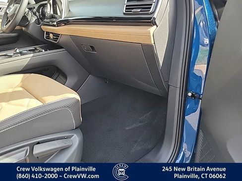 New 2026 Volkswagen Atlas Cross Sport SE image 42