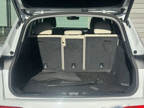 Certified 2025 Audi Q5 Premium image 18