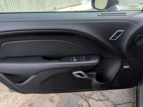 Used 2023 Dodge Challenger R/T w/ Plus Package image 25