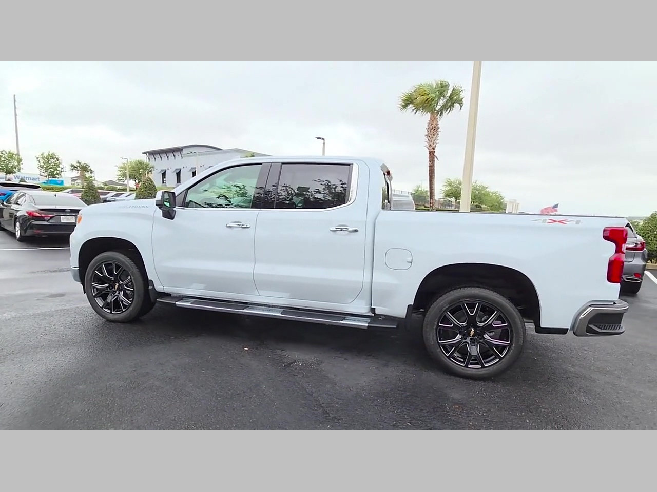 New 2026 Chevrolet Silverado 1500 LTZ w/ LTZ Premium Package AWD/4WD image 19