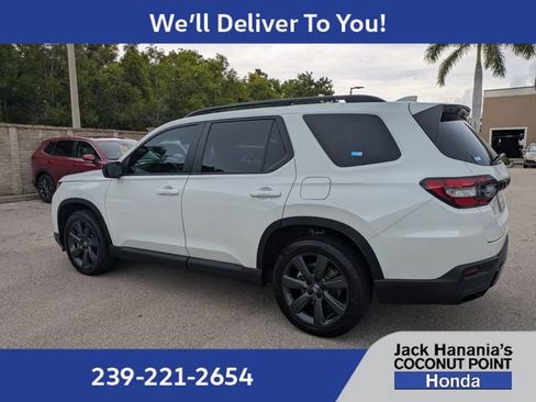 Used 2026 Honda Pilot Sport image 6