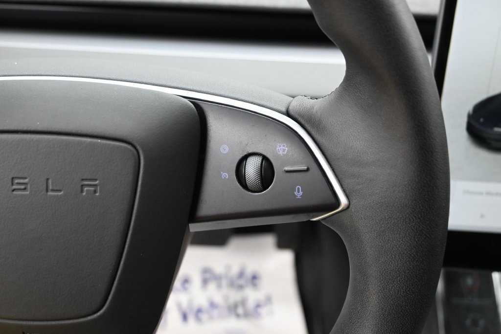 Used 2024 Tesla Model 3 Standard Range RWD image 10