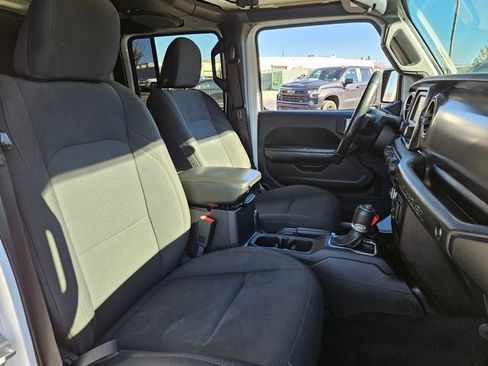 Used 2019 Jeep Wrangler Unlimited Sport S image 19