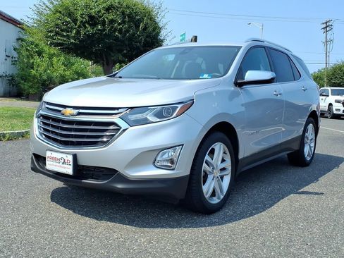 Used 2020 Chevrolet Equinox Premier AWD/4WD image 3