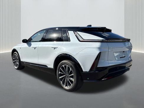 New 2026 Cadillac Lyriq Premium Sport image 7