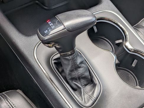 Used 2020 Dodge Durango R/T w/ Technology Group AWD/4WD image 29