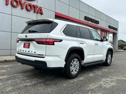 Certified 2025 Toyota Sequoia SR5 AWD/4WD image 5