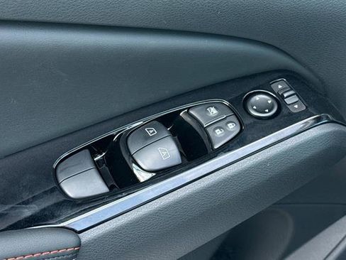 New 2025 Nissan Altima 2.5 SR w/ SR Premium Package image 12