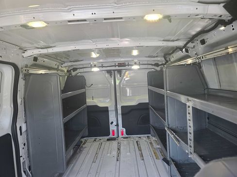 Used 2017 Ford Transit 250 130 Low Roof image 29