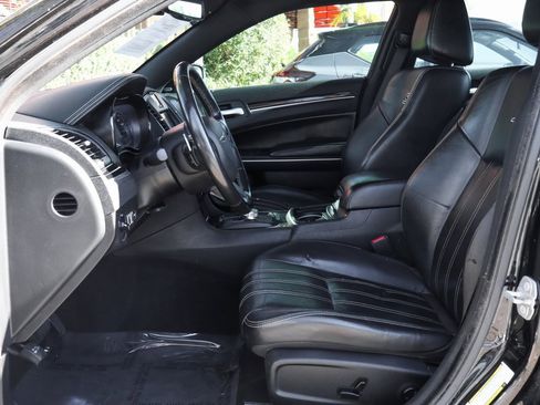 Used 2020 Chrysler 300 S image 17