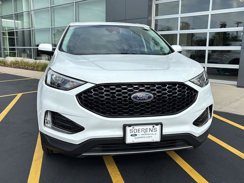 Used 2024 Ford Edge SEL w/ Convenience Package AWD/4WD image 4