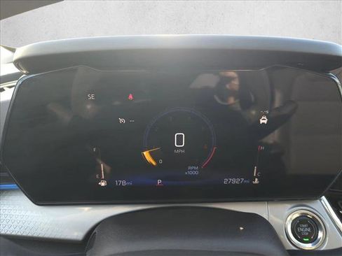 Used 2025 Chevrolet Trax LT image 10