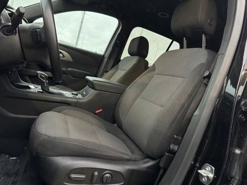 Used 2023 Chevrolet Traverse LT w/ Midnight/Sport Edition AWD/4WD image 5