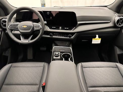 New 2026 Chevrolet Equinox LT FWD image 7