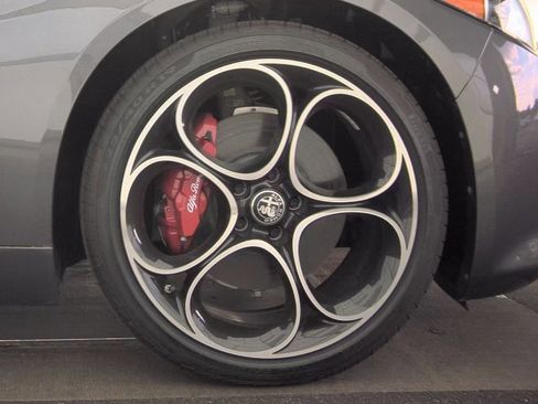 Used 2024 Alfa Romeo Giulia Ti image 6