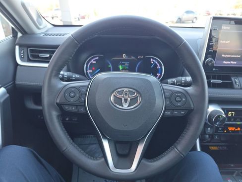 Used 2022 Toyota RAV4 Limited image 20
