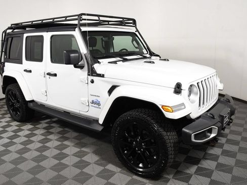 Used 2021 Jeep Wrangler Unlimited Sahara w/ Cold Weather Group AWD/4WD image 8