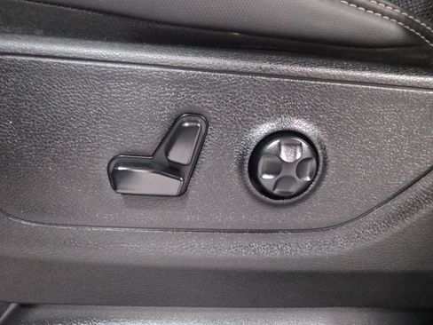 Used 2019 RAM 1500 Sport w/ Level 2 Equipment Group image 19