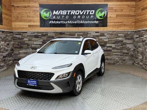 Used 2023 Hyundai Kona SEL w/ Convenience Package AWD/4WD image 4