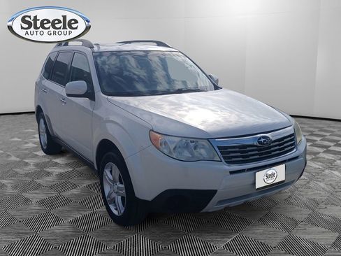 Used 2010 Subaru Forester 2.5X Premium image 7