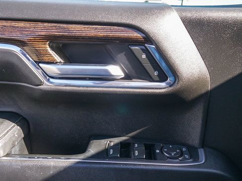 Used 2023 GMC Sierra 1500 Elevation image 19